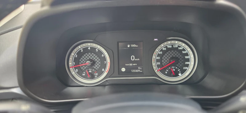 Hyundai I20, снимка 12 - Автомобили и джипове - 49840390