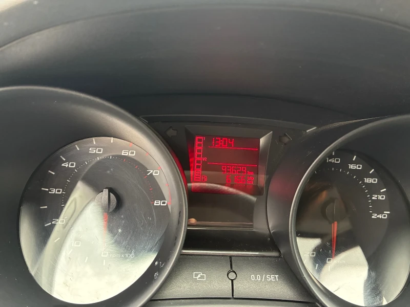 Seat Ibiza 1.2/ 94 000 км , снимка 9 - Автомобили и джипове - 52552166