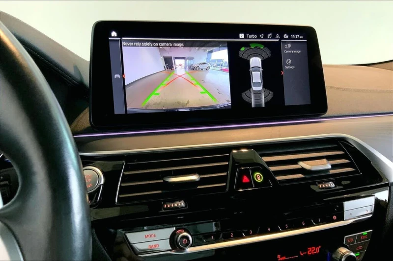 BMW 530 M-Package HeadUp* АвтоКредит* (ЦЕНА ДО БГ), снимка 11 - Автомобили и джипове - 53192549