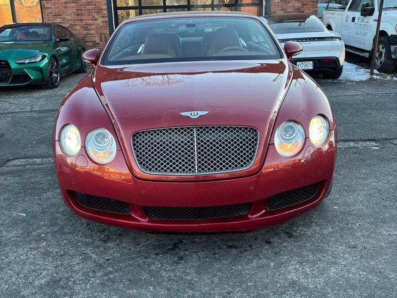 Bentley Continental * CARFAX* АВТО КРЕДИТ, снимка 3 - Автомобили и джипове - 53247225