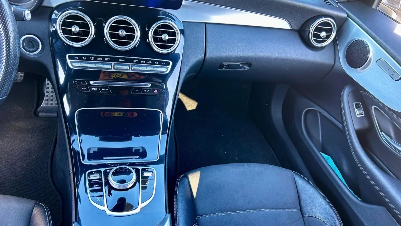 Mercedes-Benz C 180, снимка 10 - Автомобили и джипове - 53272092
