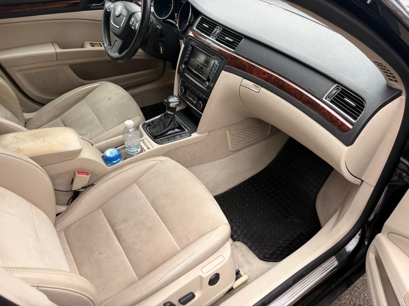 Skoda Superb Дизел 2.00, снимка 5 - Автомобили и джипове - 53391510