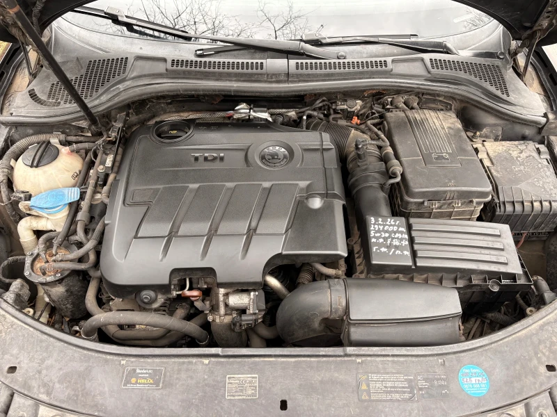 Skoda Superb Дизел 2.00, снимка 9 - Автомобили и джипове - 53391510
