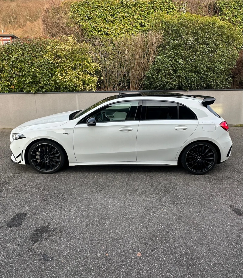 Mercedes-Benz A 35 class à 35 amg, снимка 5 - Автомобили и джипове - 53401927