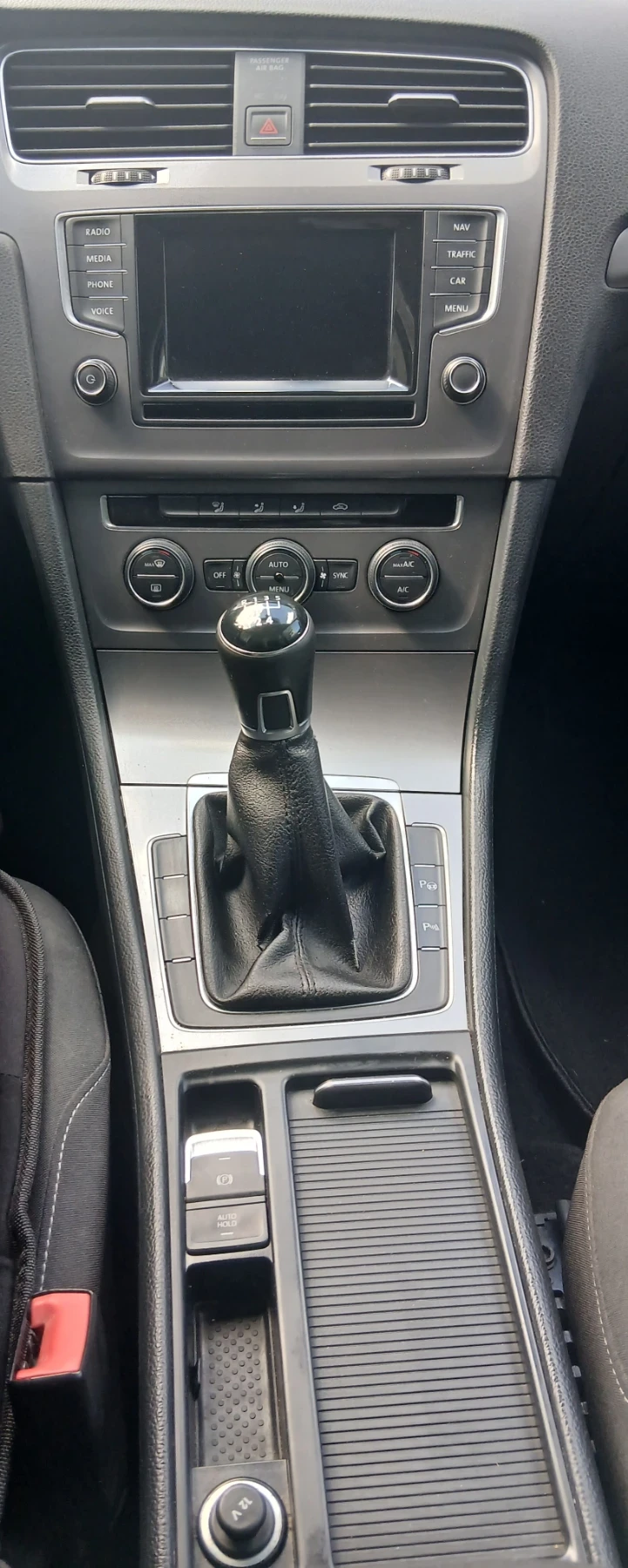 VW Golf, снимка 7 - Автомобили и джипове - 54136670