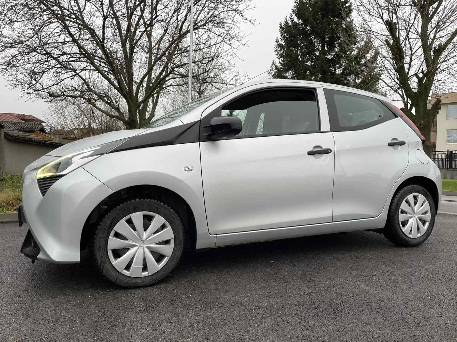 Toyota Aygo 1.0 Tce 72 к.с , снимка 1