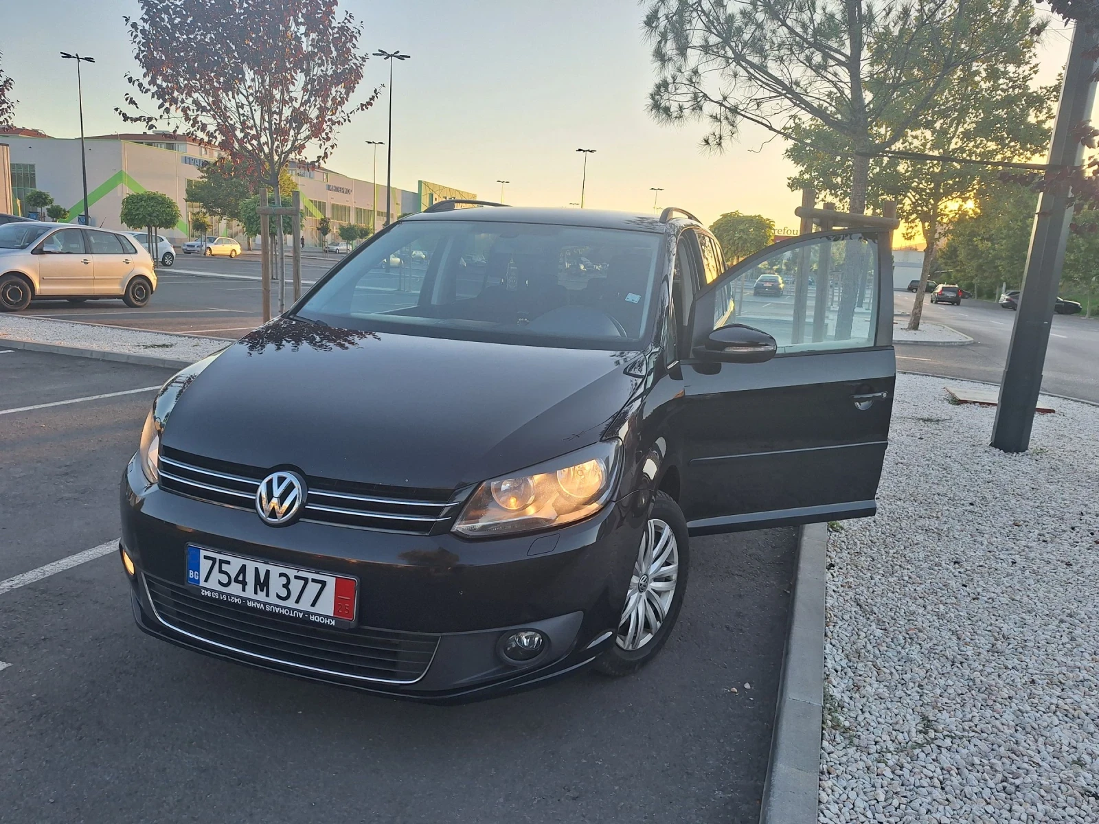 VW Touran  - изображение 2