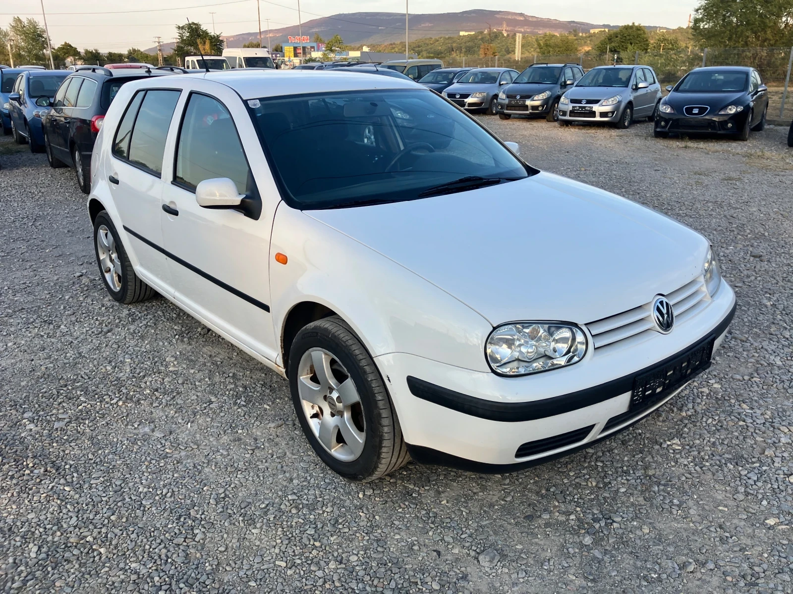 VW Golf 1.9 TDI 4X4 - изображение 5