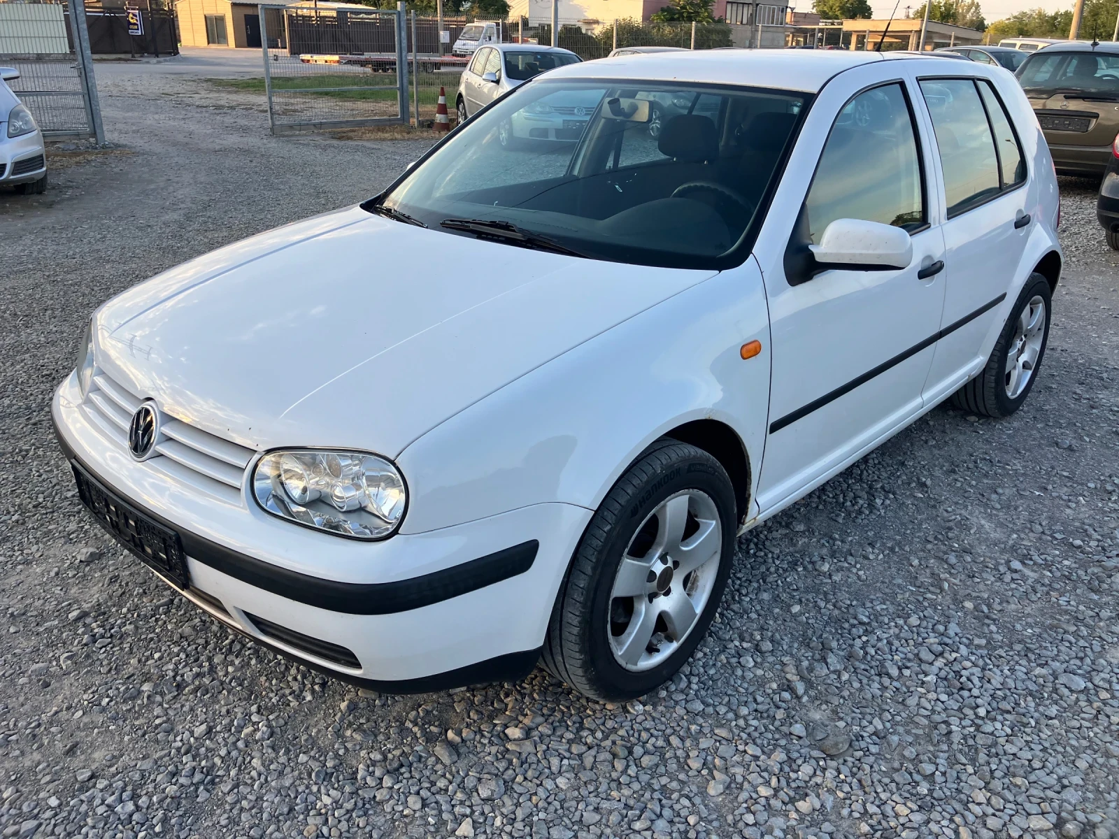 VW Golf 1.9 TDI 4X4 - изображение 2