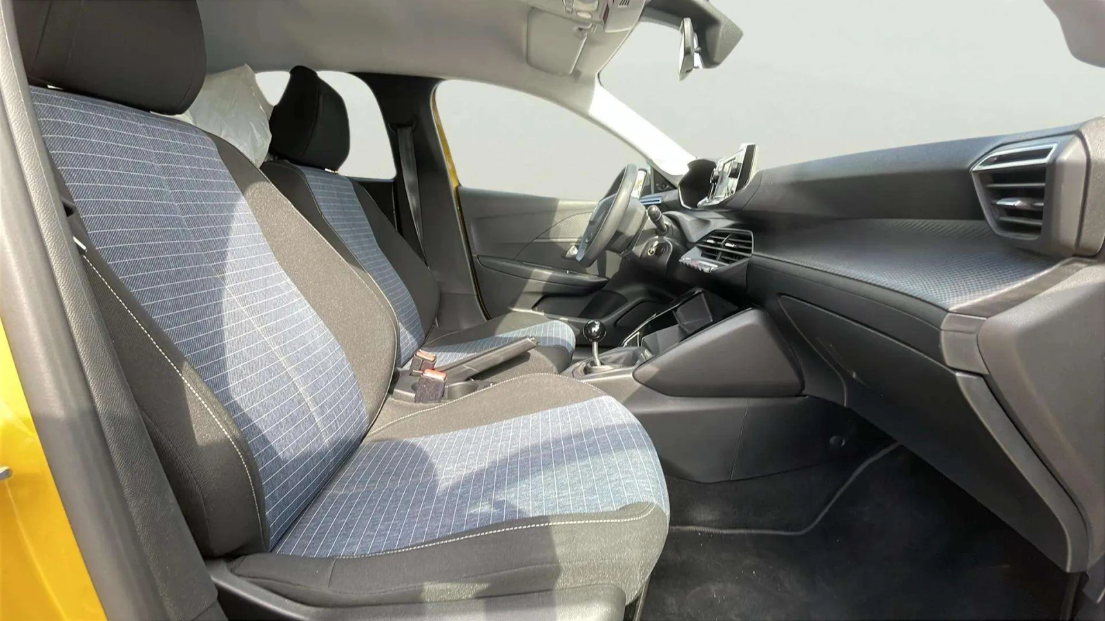 Peugeot 208 1.2i | Mobile.bg   9