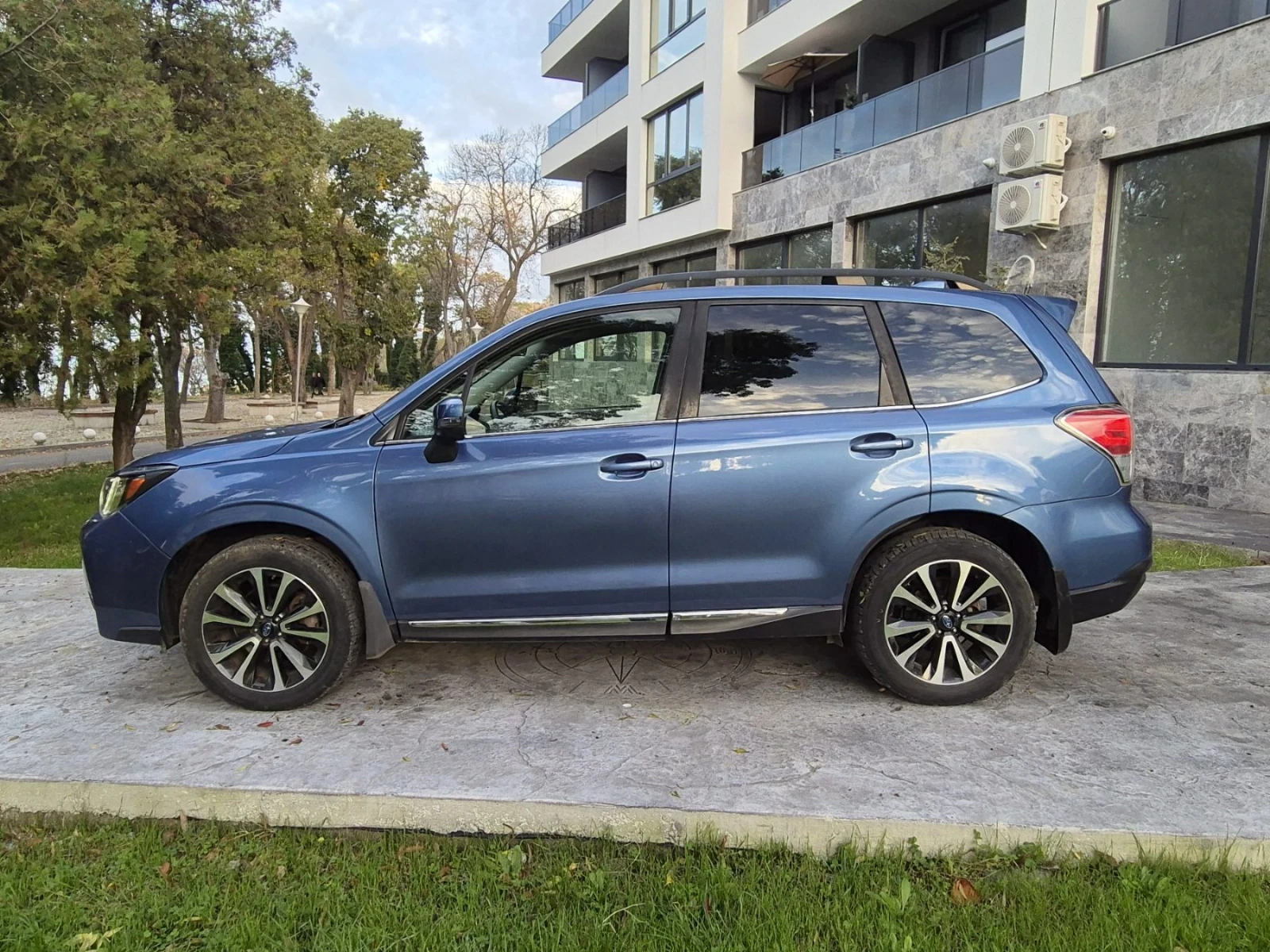 Subaru Forester ХТ - НАВИ , 250к.с. ПАНОРАМА, ХАРМАН КАРДОН - изображение 8