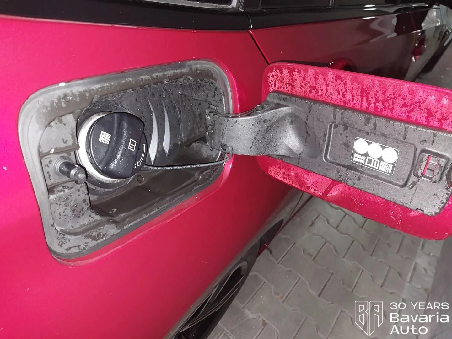 BMW 330 e xDrive Touring M Sport Paket Sportautomatic | Mobile.bg   14