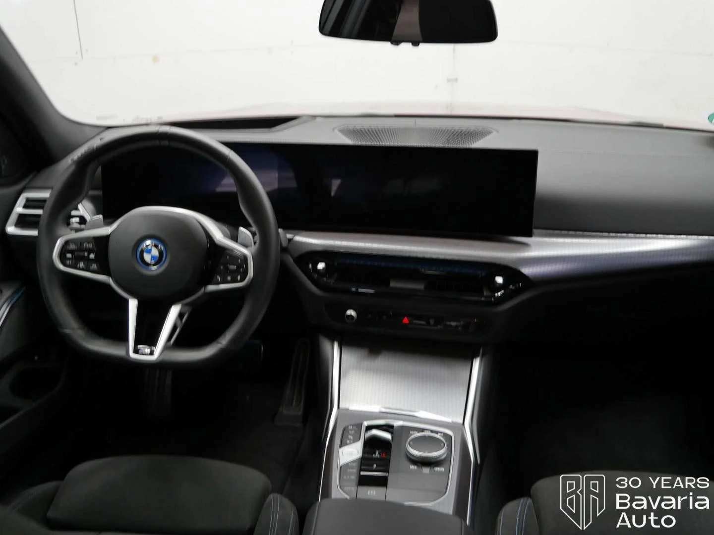 BMW 330 e xDrive Touring M Sport Paket Sportautomatic | Mobile.bg   6