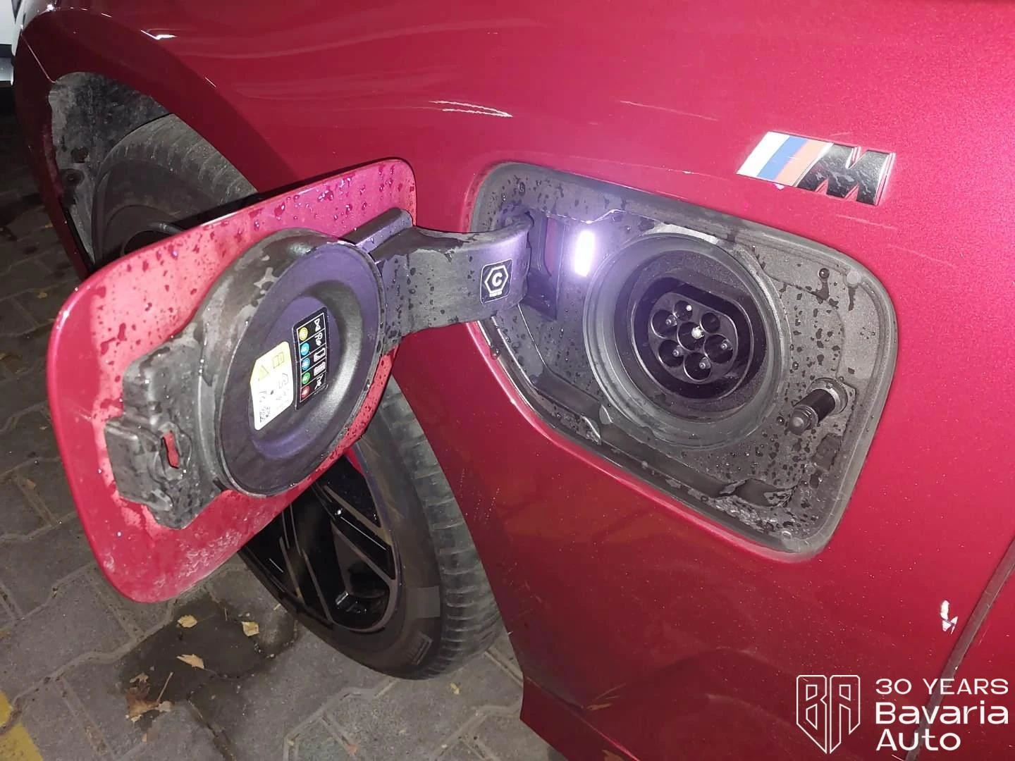 BMW 330 e xDrive Touring M Sport Paket Sportautomatic | Mobile.bg   13