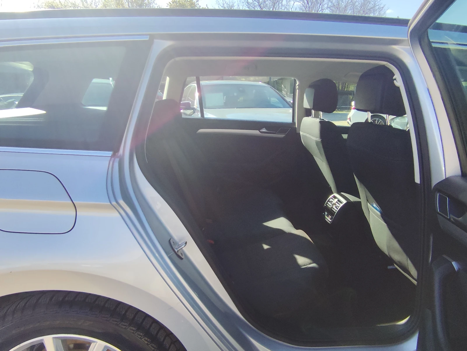 VW Passat 2.0TDi* ���������* EURO6C* NAVI* KLIMATRONIK*  | Mobile.bg � ����������� 12