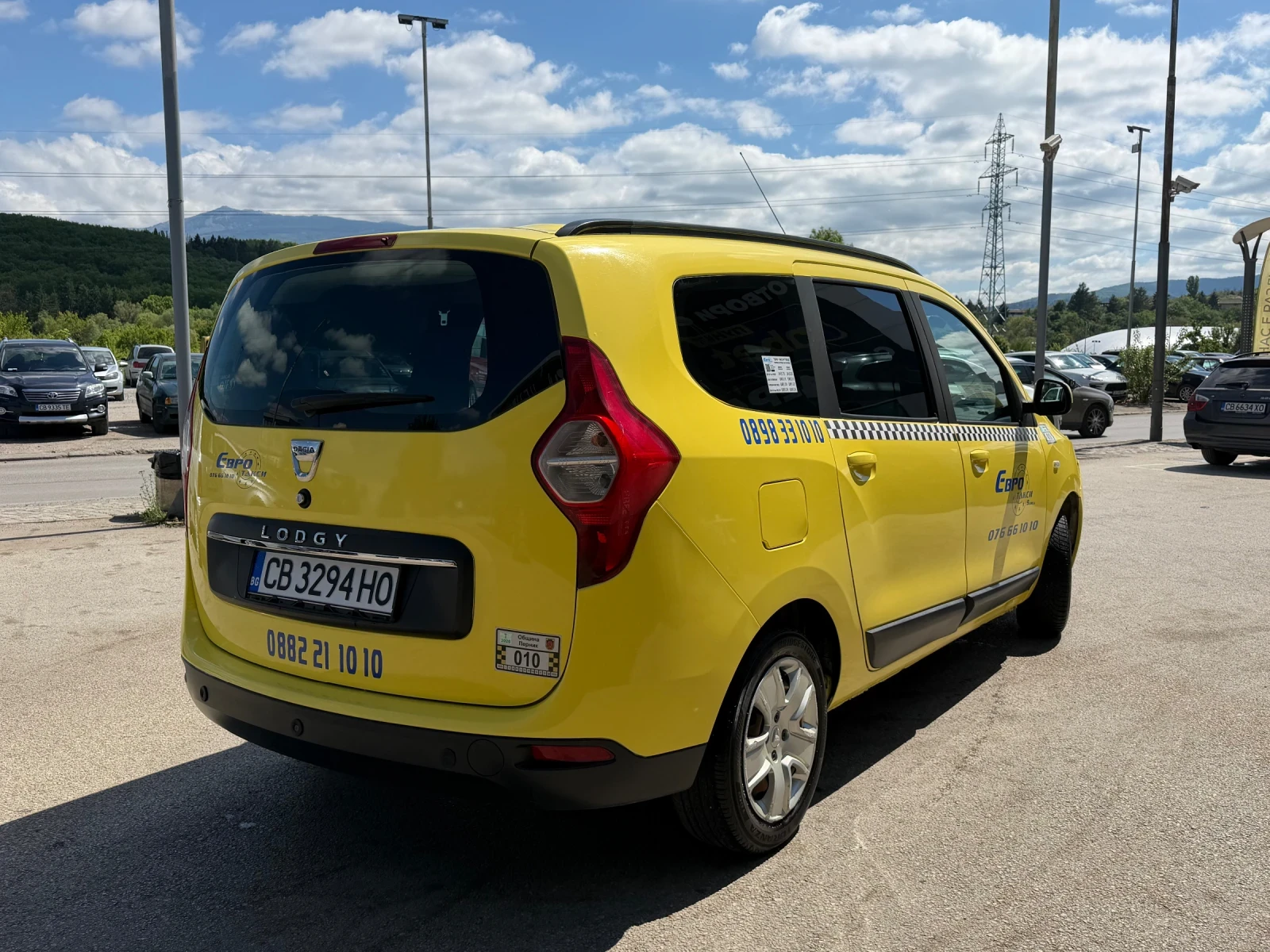 Dacia Lodgy ГАЗ/БЕНЗИН* ТОП* СОБСТВЕН ЛИЗИНГ, снимка 5 - Автомобили и джипове - 54643141