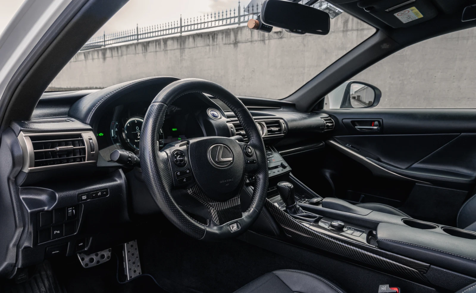 Lexus IS 300, снимка 5 - Автомобили и джипове - 54719344