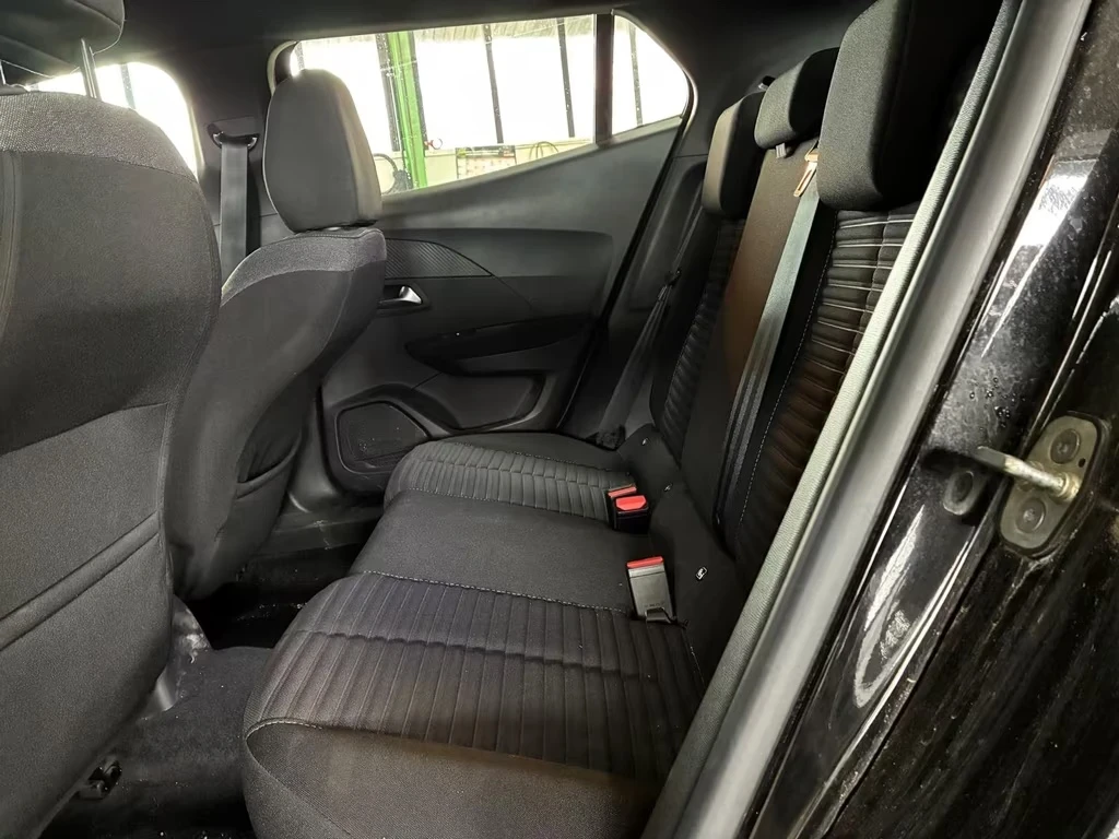 Peugeot 2008 Active1.2 aut. 101ps Puretech DK, снимка 9 - Автомобили и джипове - 54898518