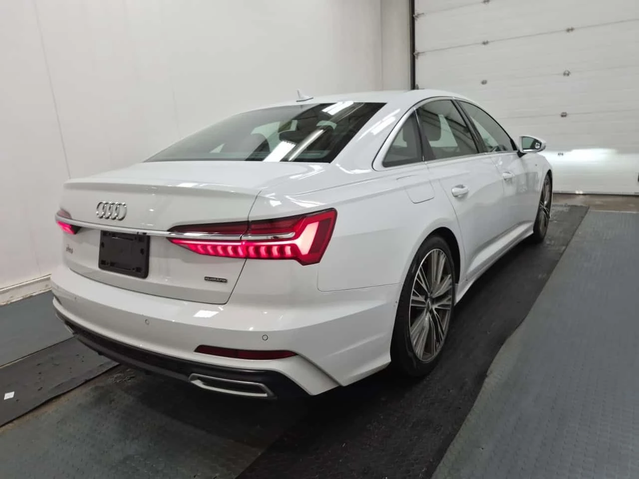 Audi A6 Technik  CARFAX | Mobile.bg � ����������� 10