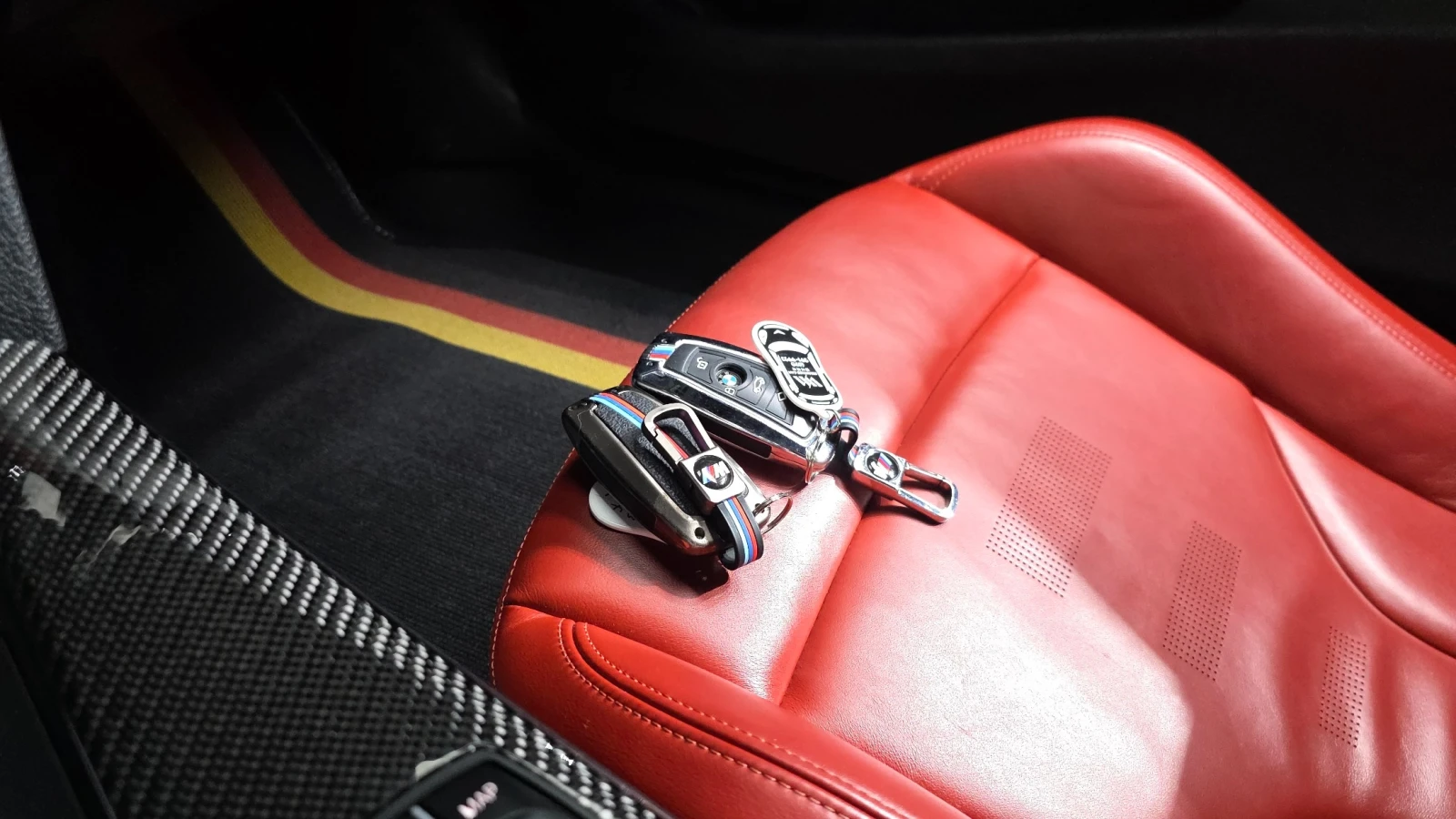 BMW M4 3.0 Competiton, снимка 16 - Автомобили и джипове - 55432303