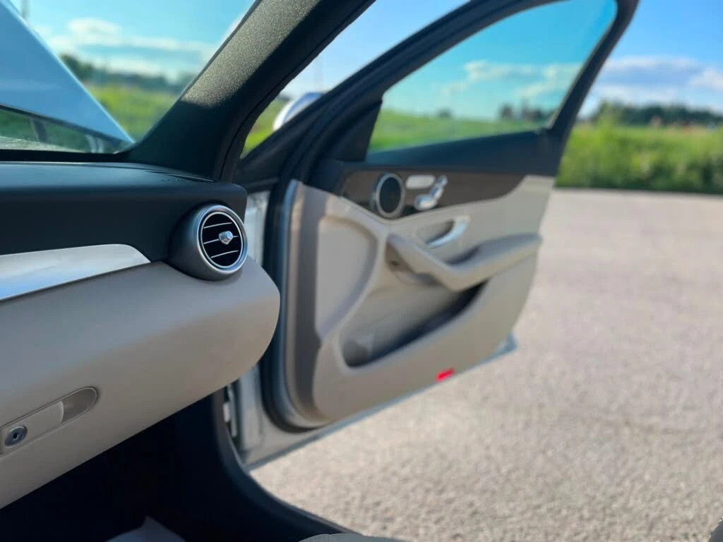 Mercedes-Benz C 300 * AMG* CAMERA* Head up* KEYLESS* �������*  | Mobile.bg � ����������� 9