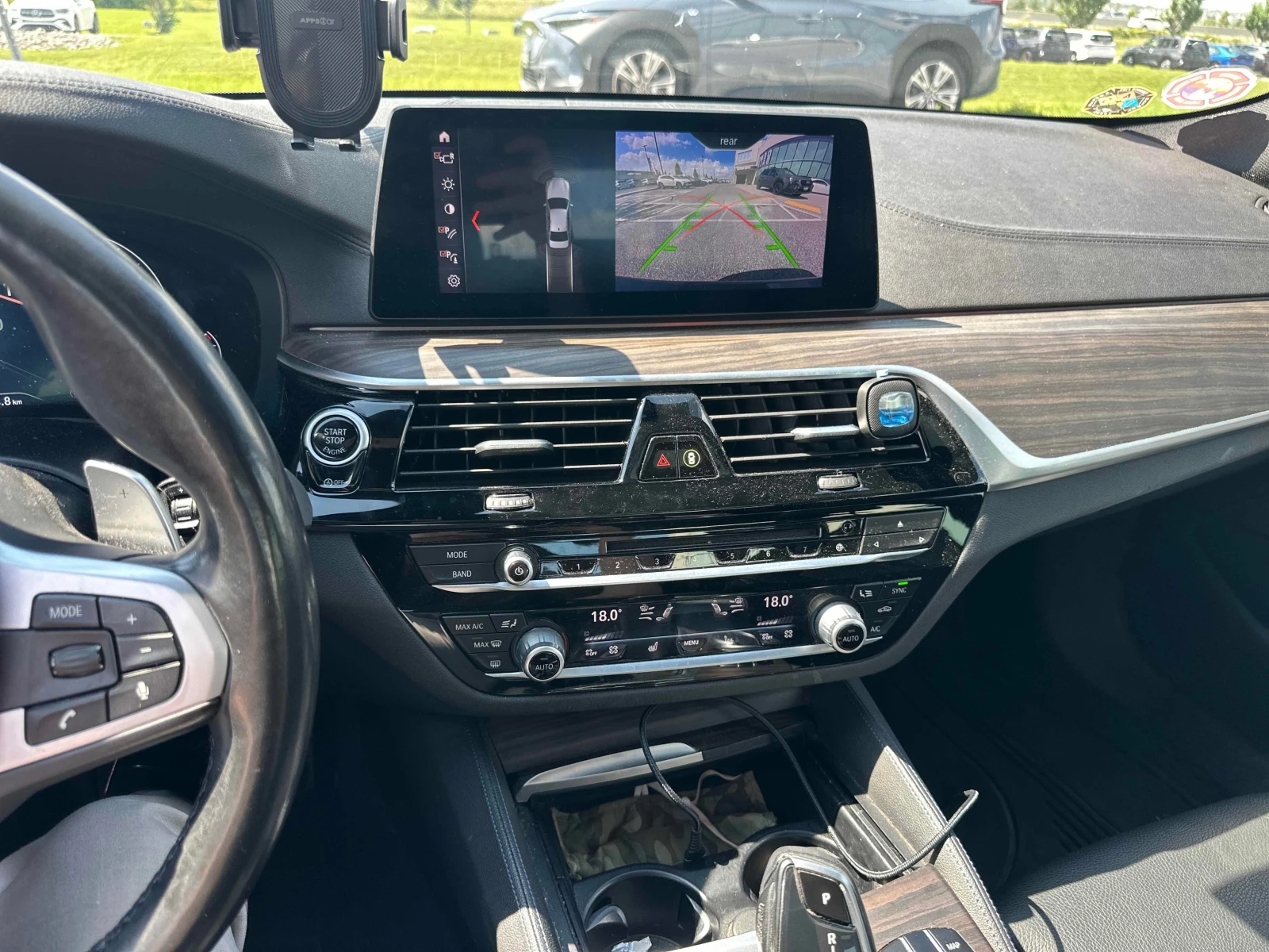 BMW 550 xDrive * CARFAX * ОПЦИЯ ЗА ФИНАНСИРАНЕ, снимка 9 - Автомобили и джипове - 55830670