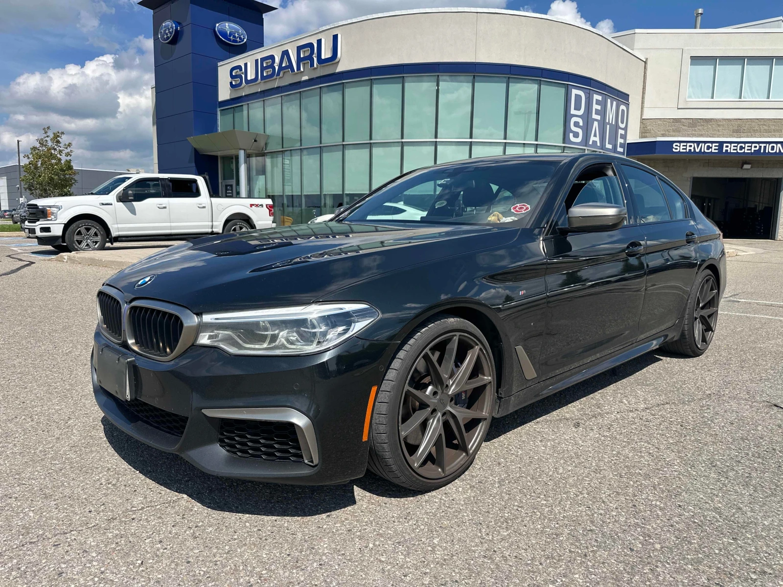 BMW 550 xDrive * CARFAX * ОПЦИЯ ЗА ФИНАНСИРАНЕ, снимка 14 - Автомобили и джипове - 55830670