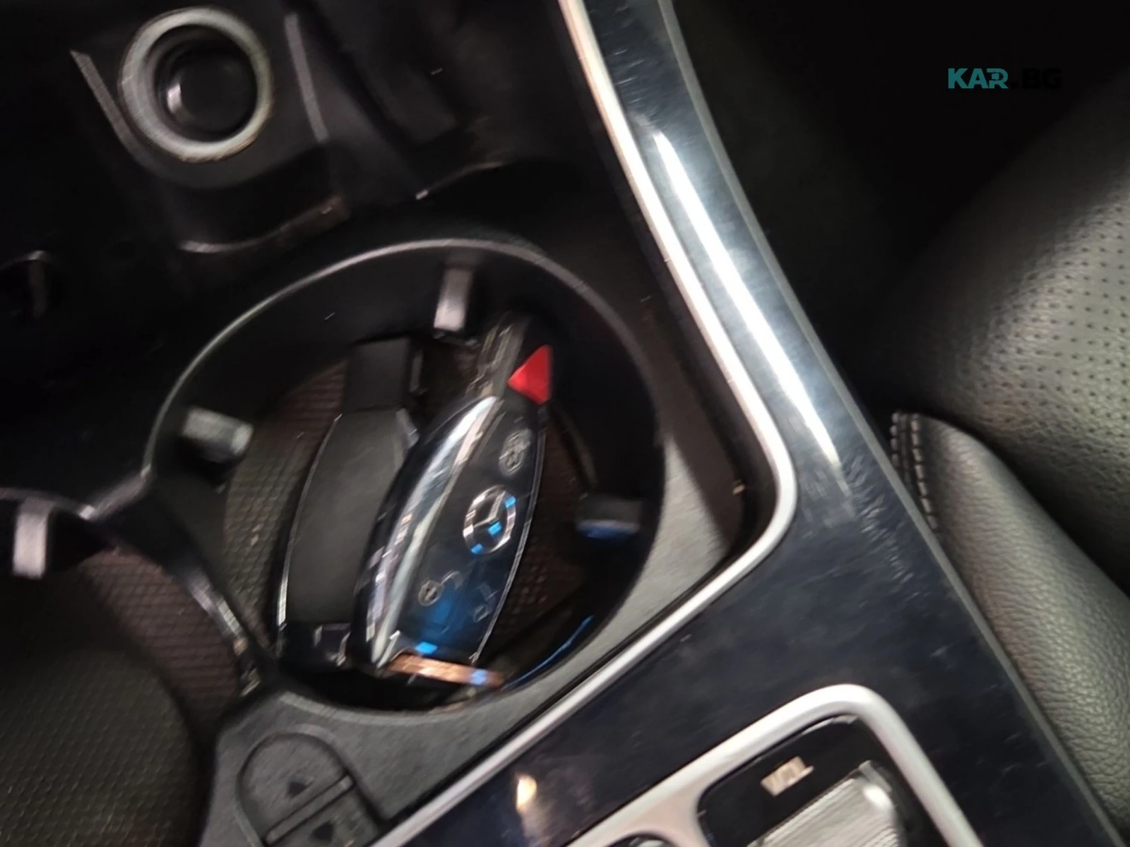 Mercedes-Benz C 300 4Matic * AMG Line * АвтоКредит * (ЦЕНА ДО БГ), снимка 10 - Автомобили и джипове - 56039896