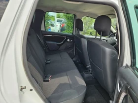 Dacia Duster 1.6I-105кс= ФАБРИЧНА ГАЗ= ПАРКТРОНИК= КЛИМАТИК, снимка 14