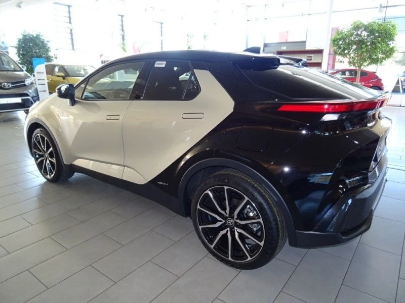 Toyota C-HR 2.0 Hybrid AWD GR SPORT, снимка 4 - Автомобили и джипове - 47056284