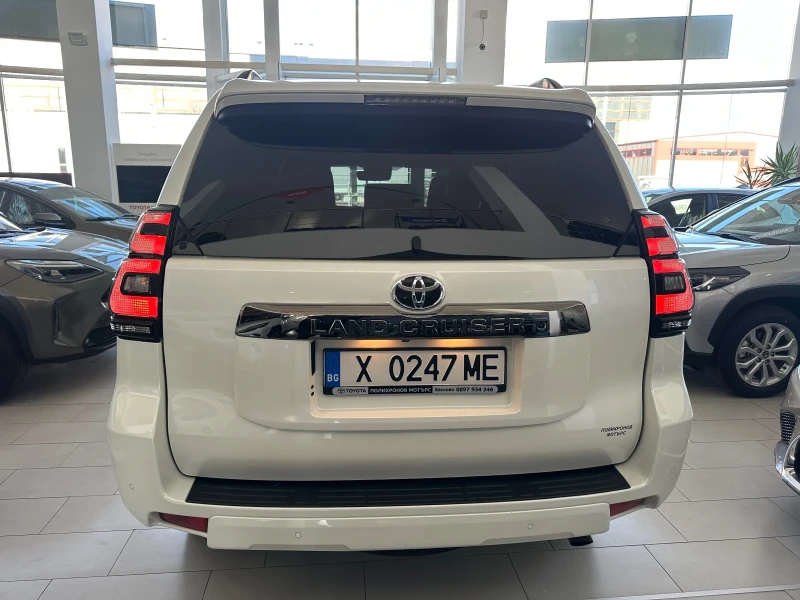 Toyota Land cruiser Luxury, снимка 4 - Автомобили и джипове - 49096549