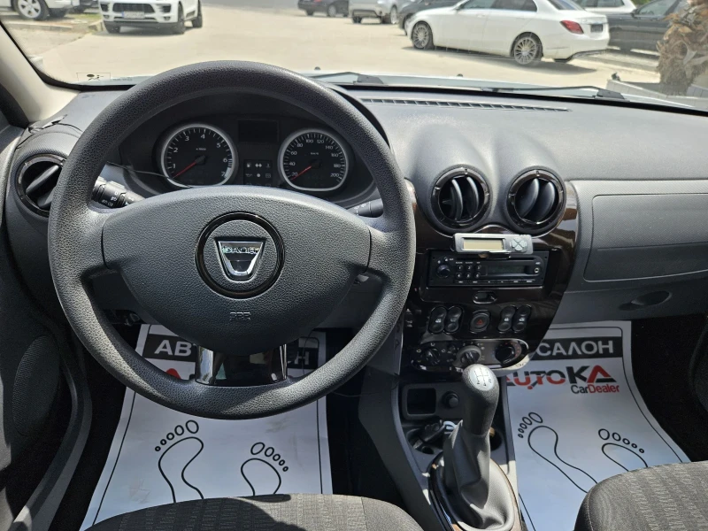 Dacia Duster 1.6I-105кс= ФАБРИЧНА ГАЗ= ПАРКТРОНИК= КЛИМАТИК, снимка 11 - Автомобили и джипове - 50547793