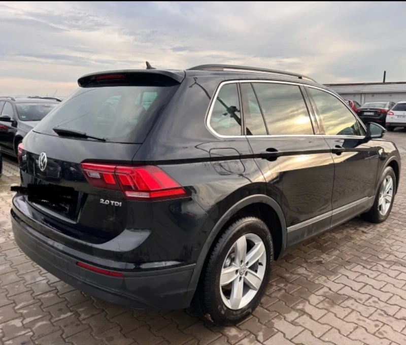 VW Tiguan 2.0, снимка 2 - Автомобили и джипове - 51278513