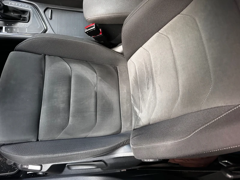 VW Tiguan 2.0, снимка 10 - Автомобили и джипове - 51278513