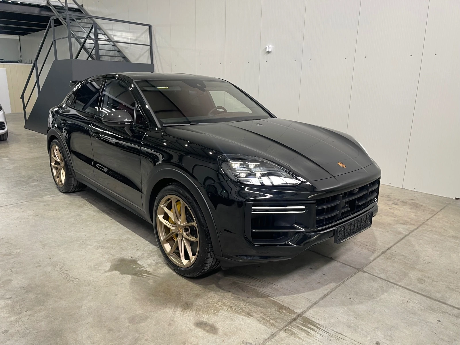 Porsche Cayenne TURBO E-HYBRID COUPE GT-PACK ЛИЗИНГ - [1] 