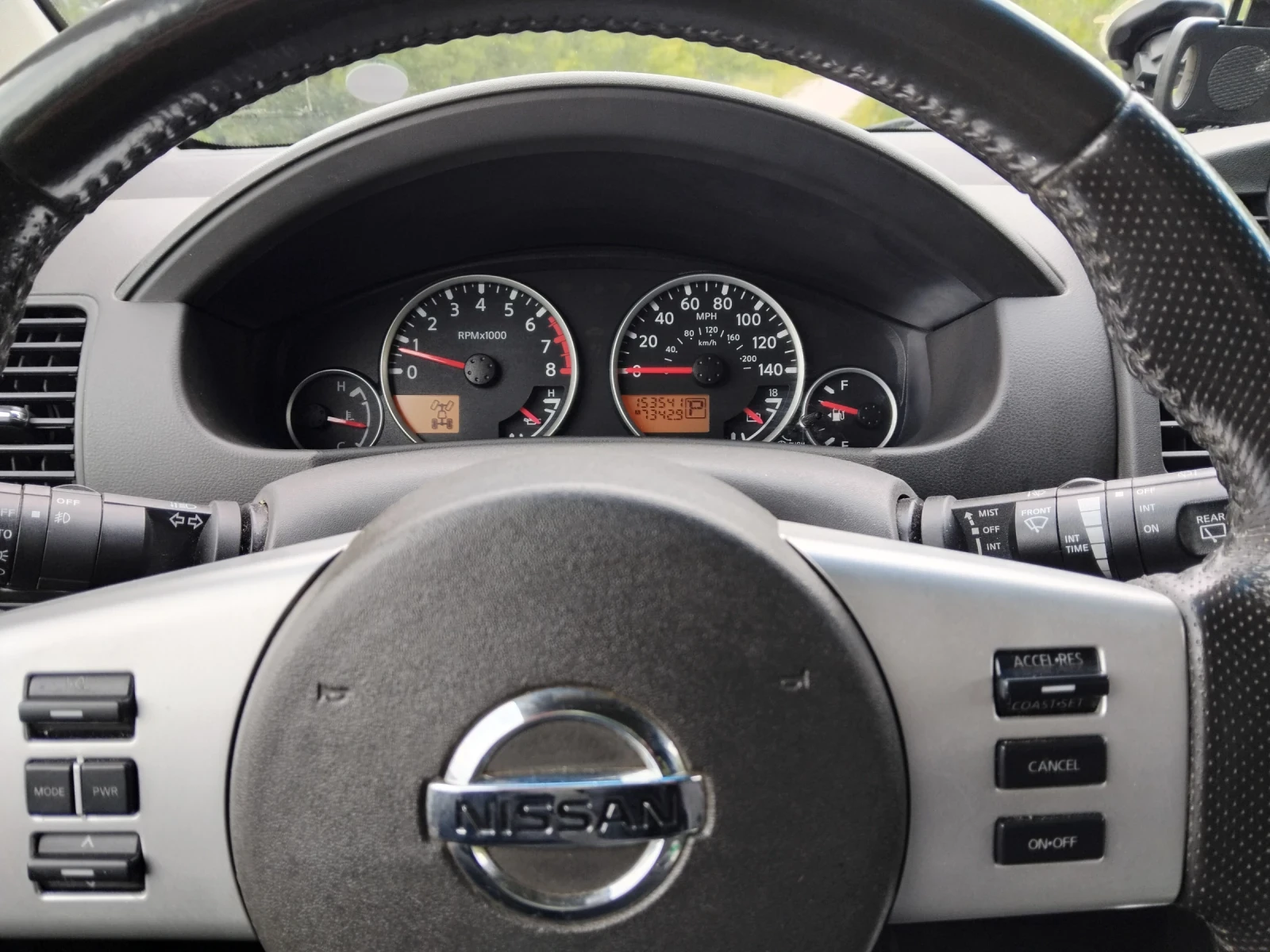 Nissan Pathfinder  - изображение 8