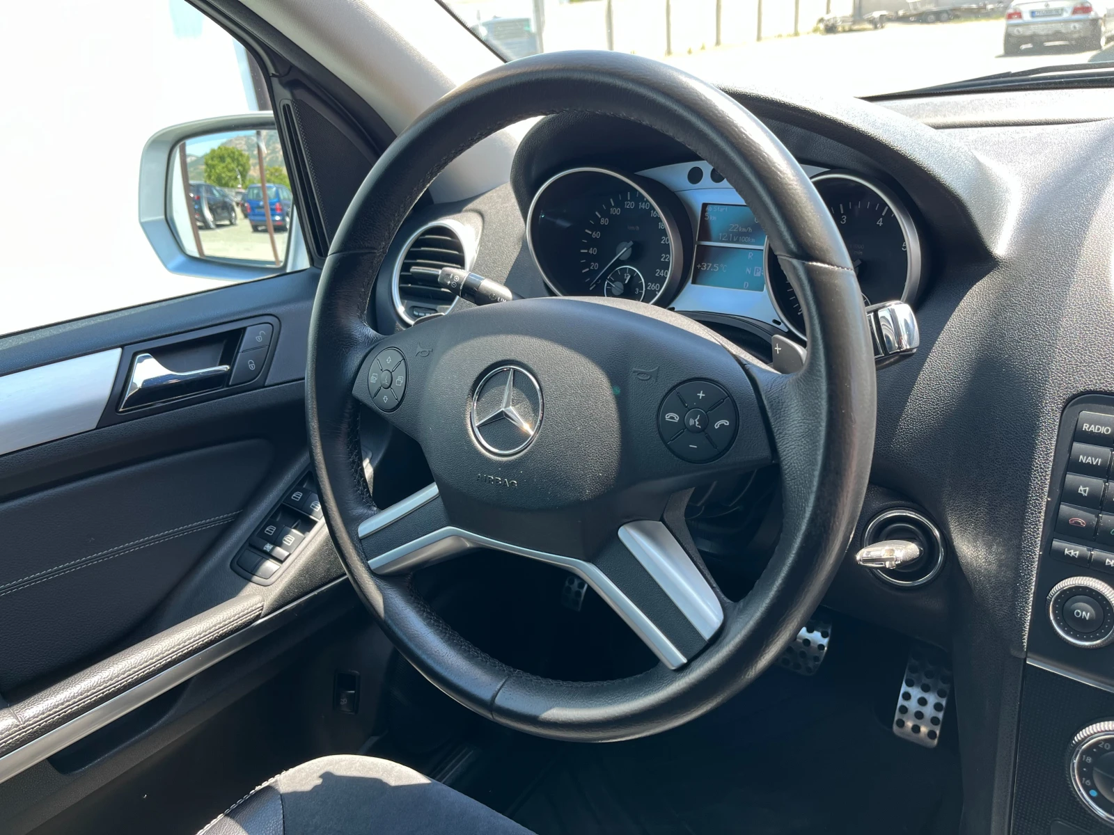 Mercedes-Benz ML 350 3.5i-272k.c. - изображение 9