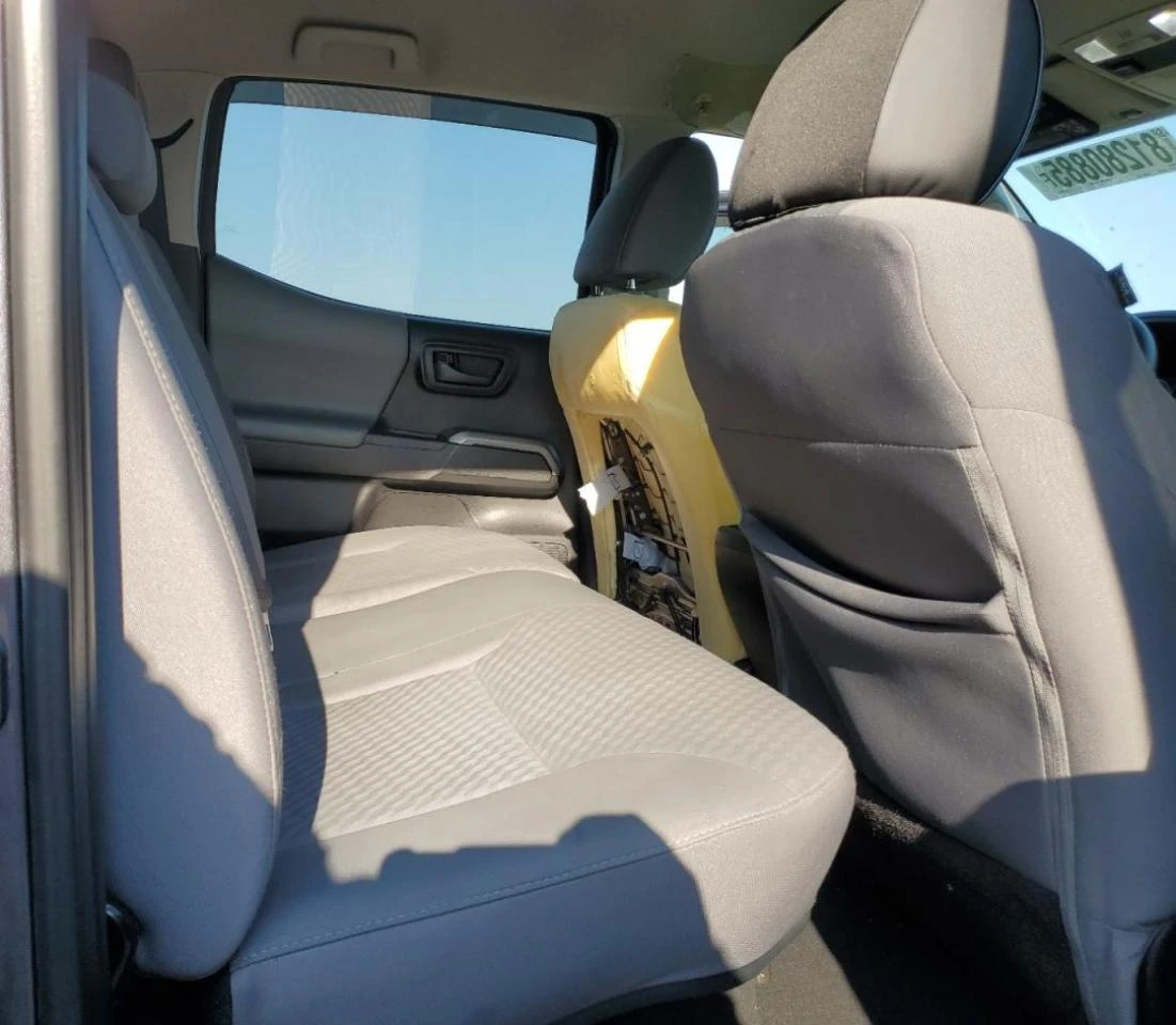 Toyota Tacoma DOUBLE CAB - изображение 9