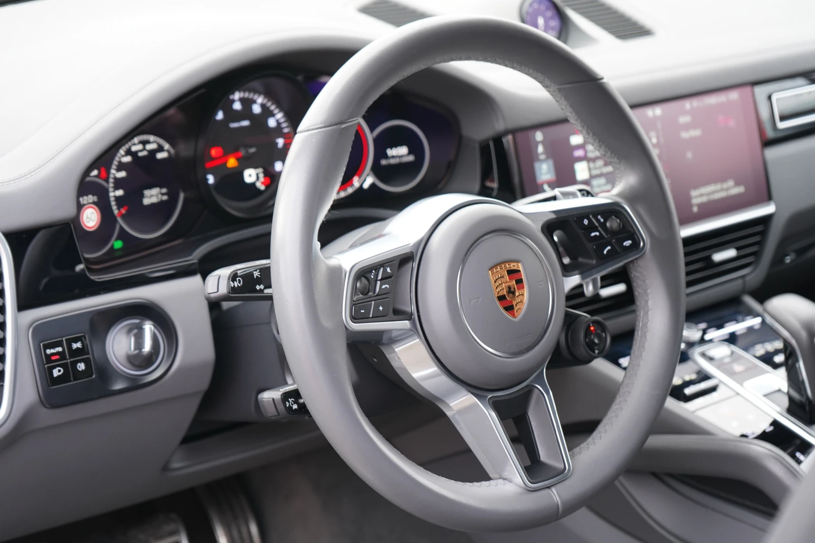 Porsche Cayenne S* PDCC* PSCB* BOSE* 360* KEYLESS* DISTRONIC - изображение 8