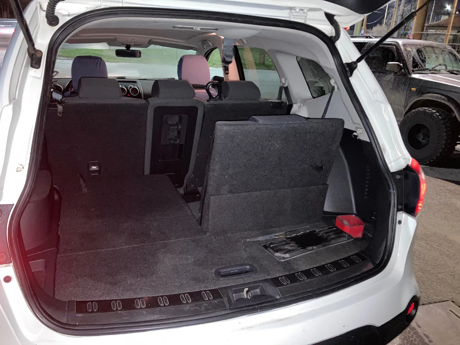 Nissan Qashqai 1.5 DCi 110ks QQ+ 2 MESTA -7 , снимка 6 - Автомобили и джипове - 53749885