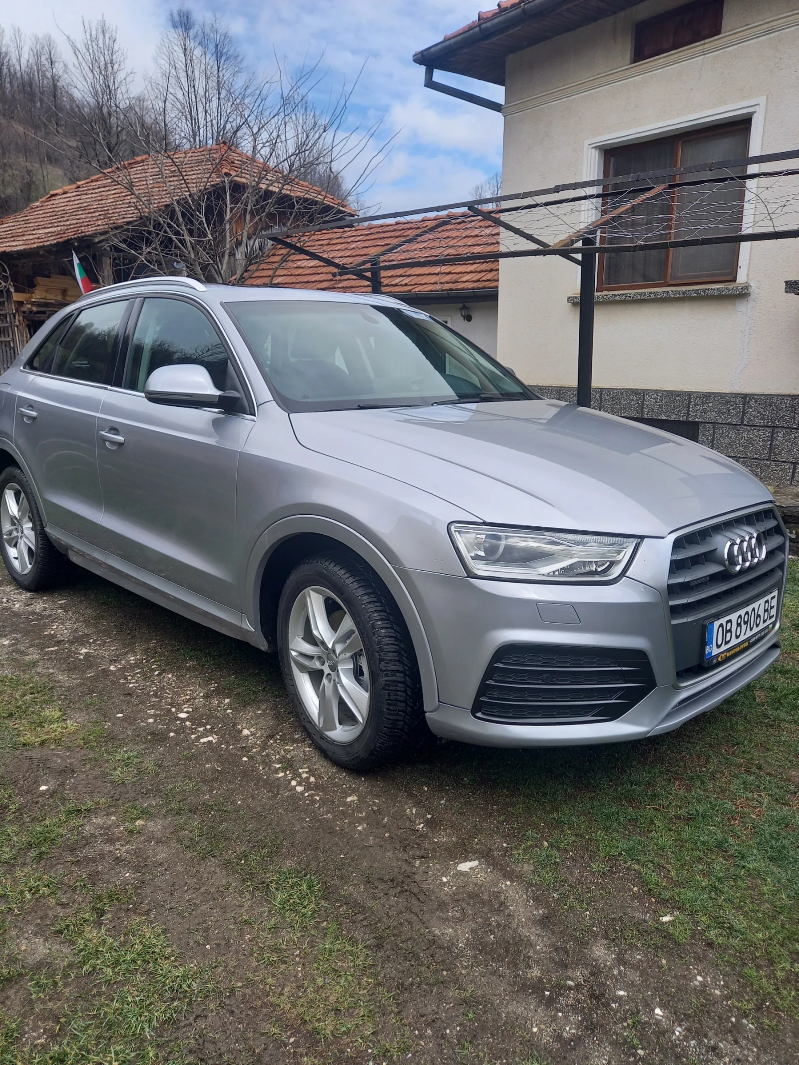 Audi Q3, снимка 3 - Автомобили и джипове - 54022210