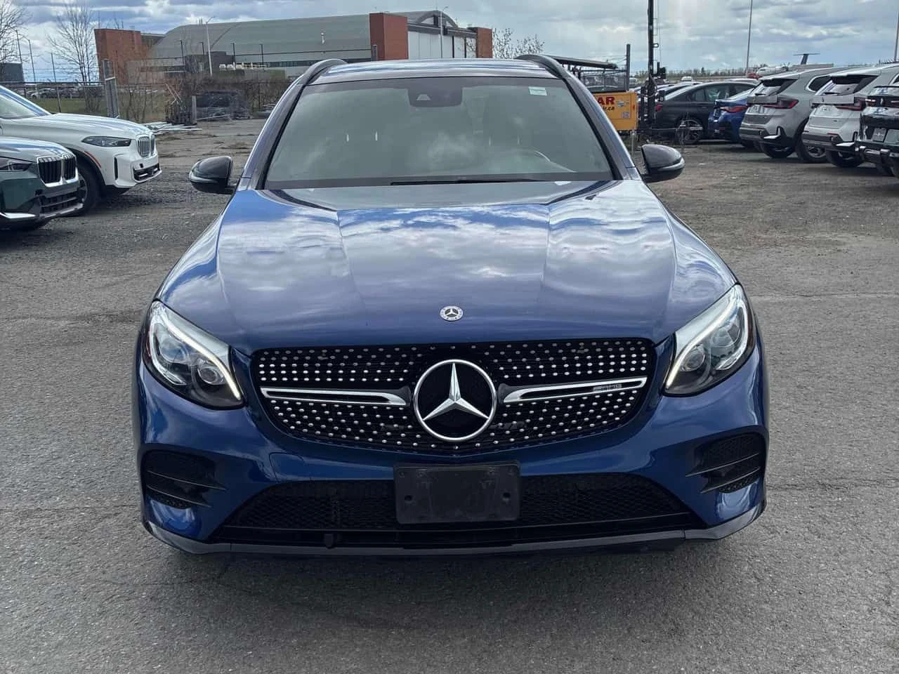 Mercedes-Benz GLC 43 AMG ПОДГРЕВИ * ПАНО * KEYLESS * CARFAX, снимка 6 - Автомобили и джипове - 54480225