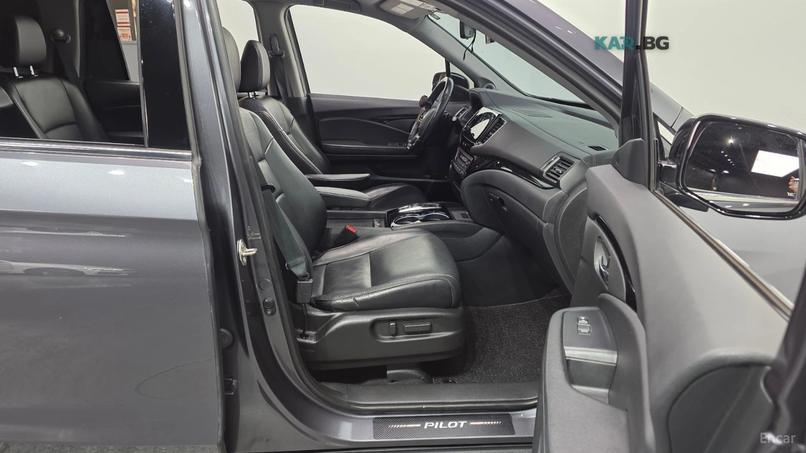 Honda Pilot 3.5 / ПОДГРЕВИ / DISTRONIC / ПАНОРАМА, снимка 14 - Автомобили и джипове - 54833653