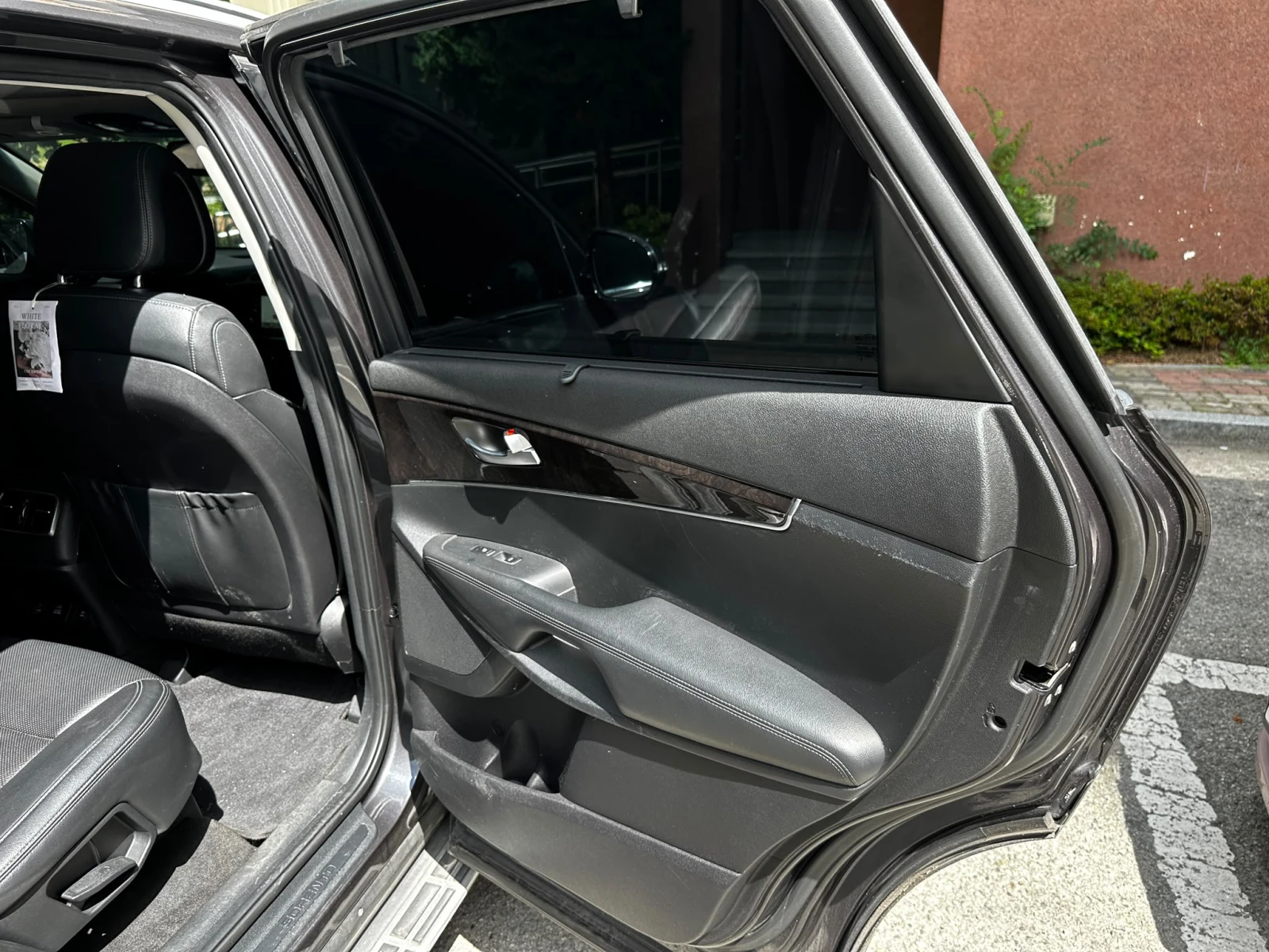 Kia Sorento 2.2CRDI/4x4/ОЧАКВАН ВНОС !!!, снимка 14 - Автомобили и джипове - 55374410