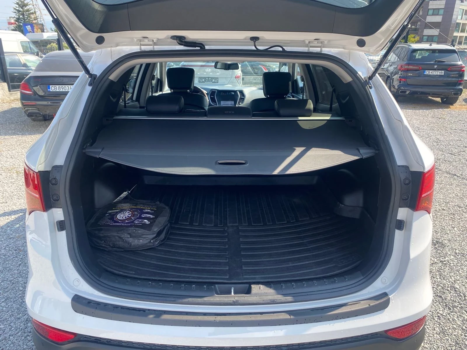 Hyundai Santa fe 129000km* 4WD* КОЖА* КАМЕРА* NAVI* ПОДГРЕВ* 2.2d 1, снимка 13 - Автомобили и джипове - 55451050