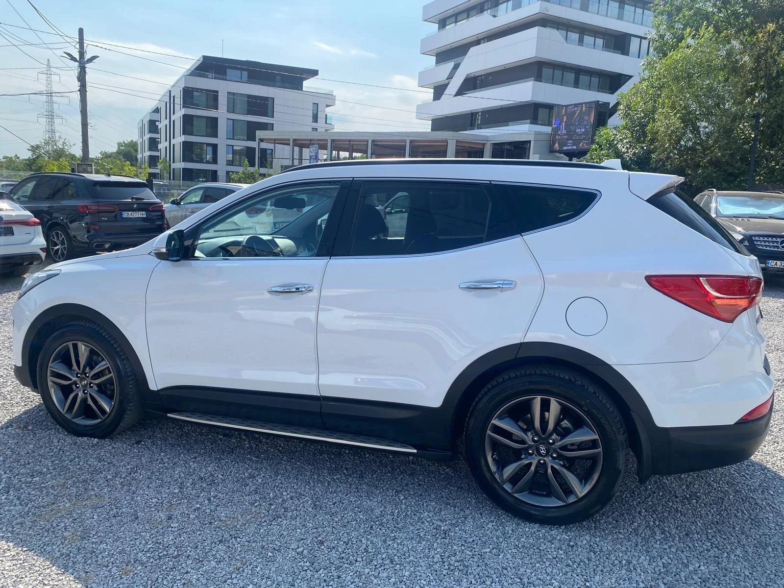 Hyundai Santa fe 129000km* 4WD* КОЖА* КАМЕРА* NAVI* ПОДГРЕВ* 2.2d 1, снимка 12 - Автомобили и джипове - 55451050
