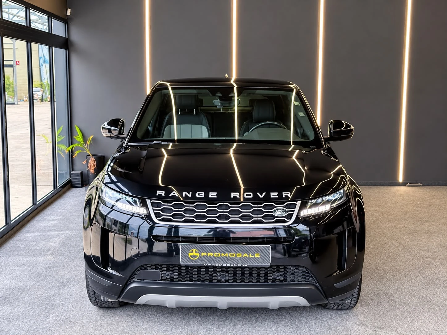 Land Rover Range Rover Evoque R-Dynamic* 4x4* 2.0TD4* ������  | Mobile.bg � ����������� 2