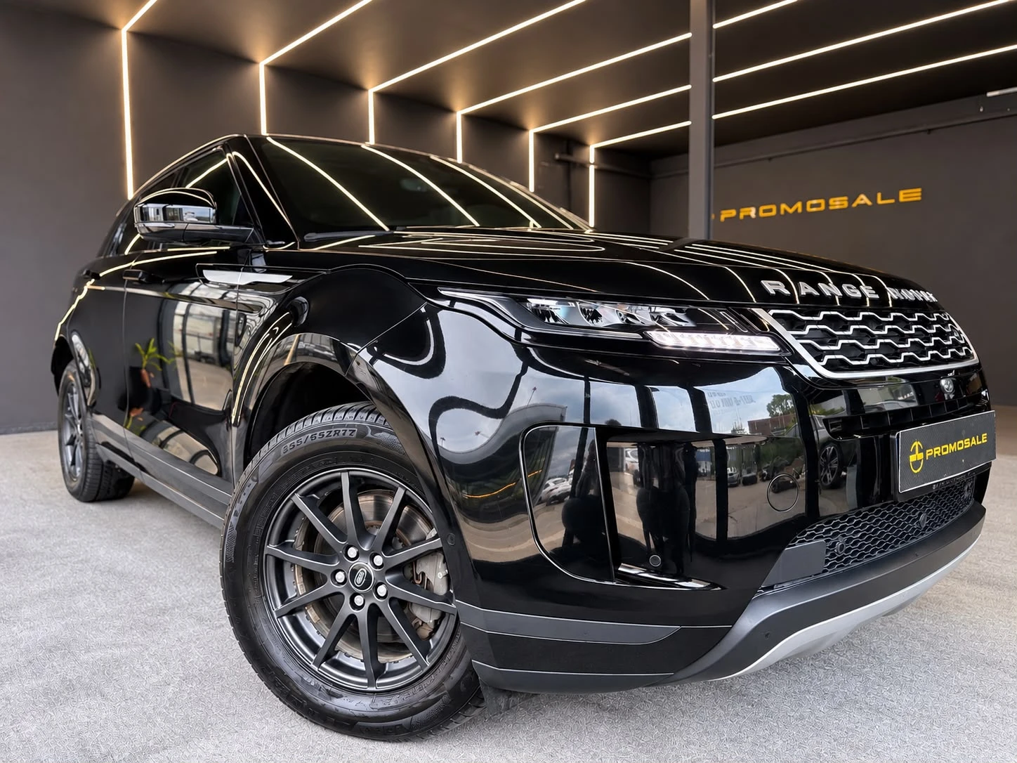 Land Rover Range Rover Evoque R-Dynamic* 4x4* 2.0TD4* ЛИЗИНГ 