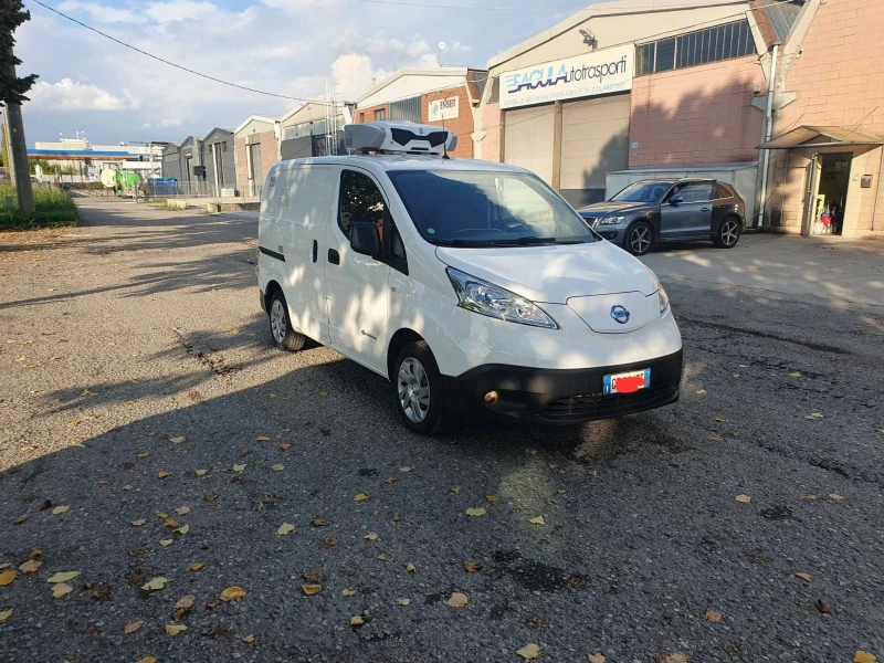 Nissan NV200 E-NV200 ХЛАДИЛЕН, снимка 2 - Бусове и автобуси - 47502834