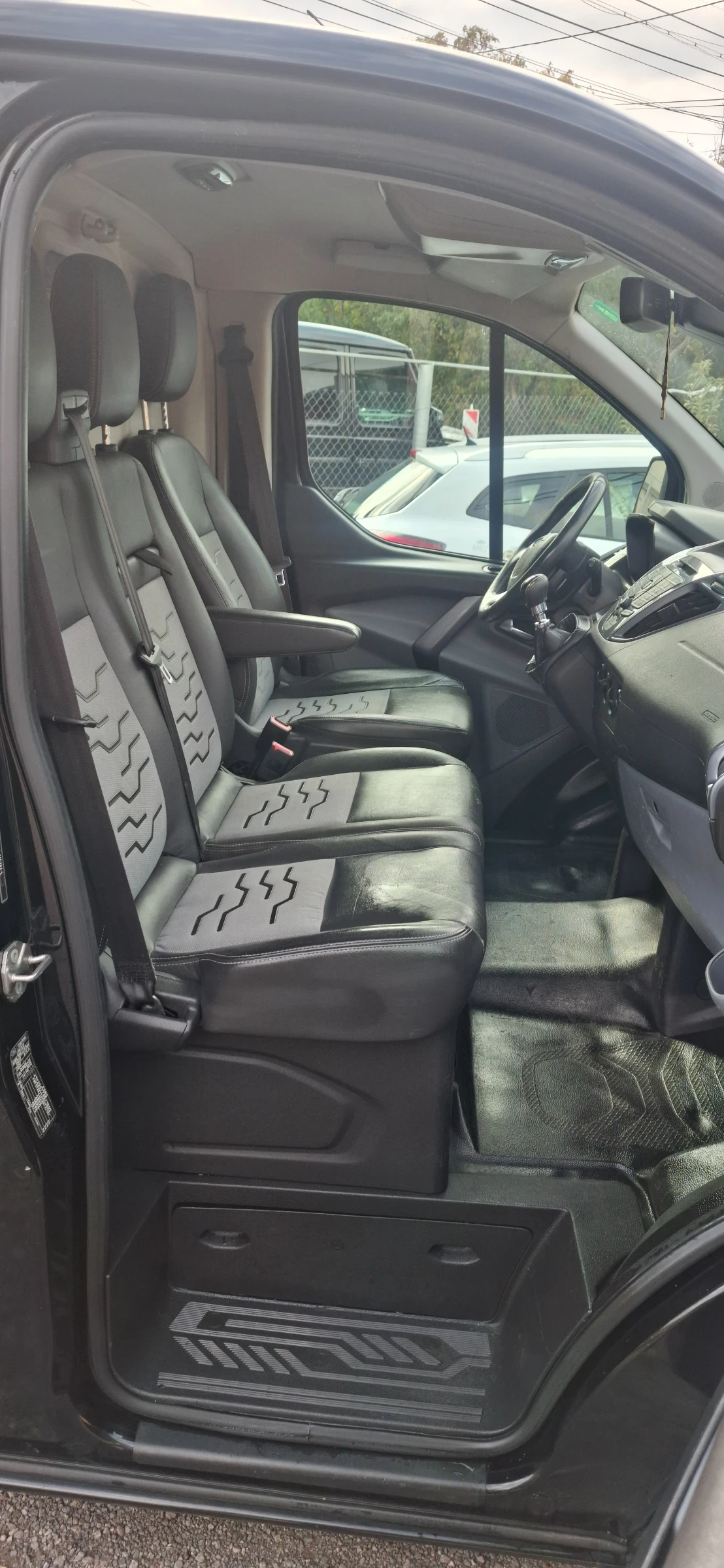Ford Transit Custom 2.2  | Mobile.bg   7
